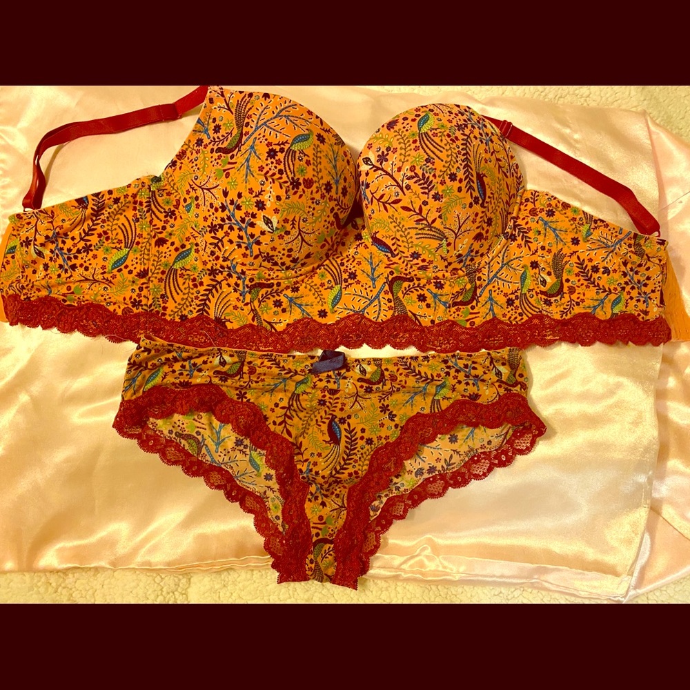 Paisley Bralette with panties set